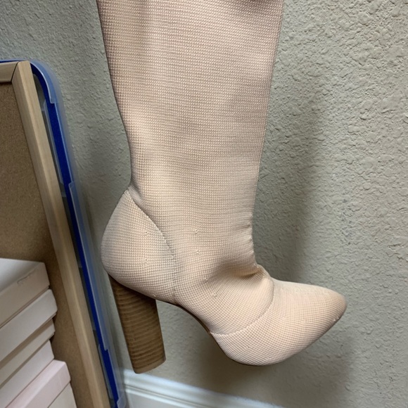 COPY - Yeezy season Two - Picture 3 of 5